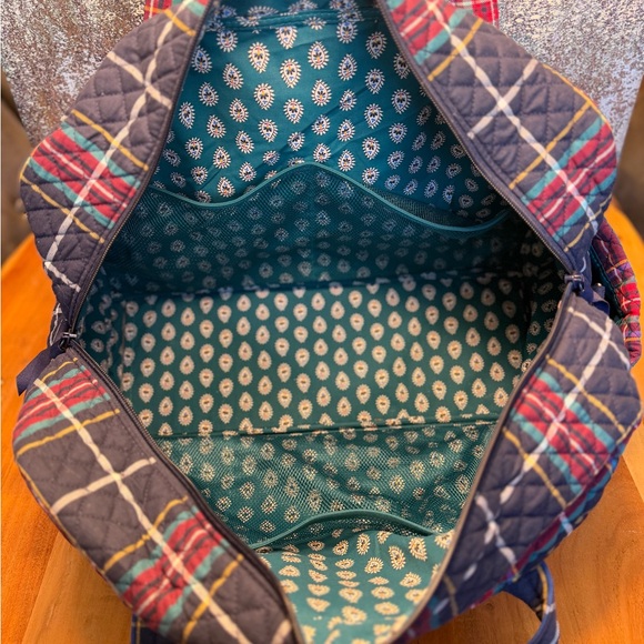 Vera Bradley RETIRED Tartan Plaid Weekender Travel Bag - Picture 14 of 15
